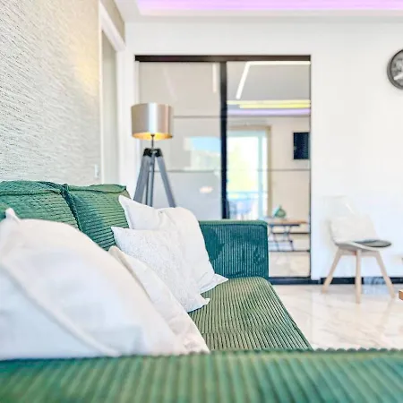 Le Mimosa - Patio Centre De Apartment Cannes